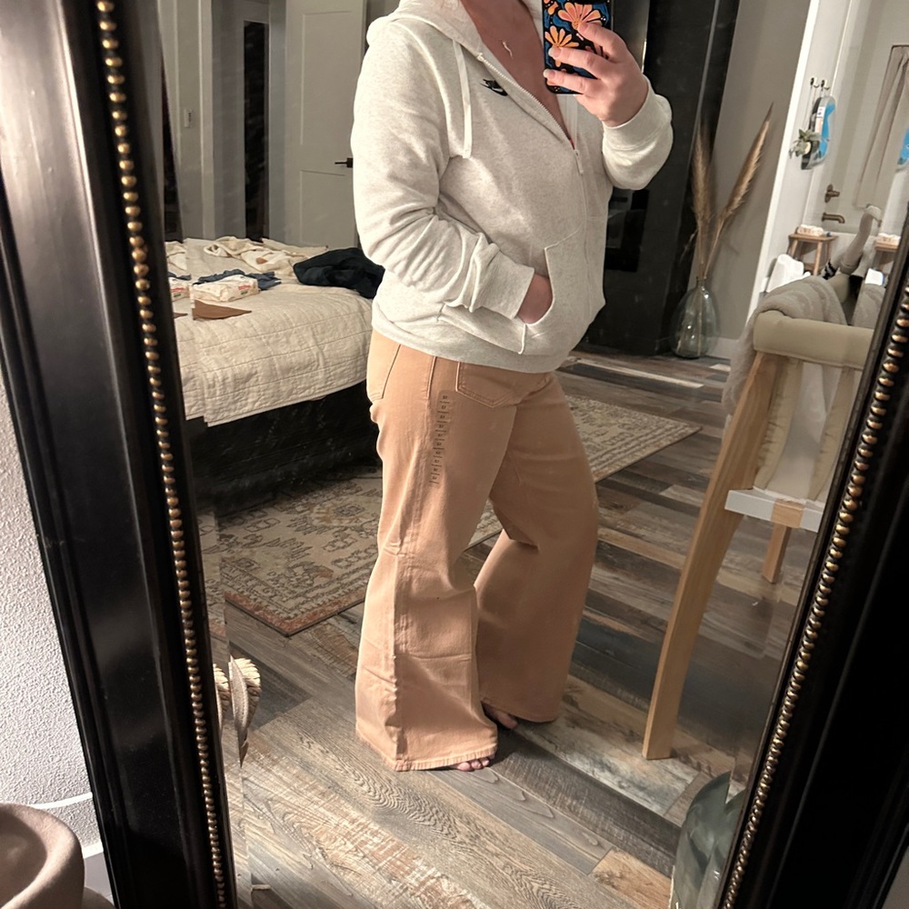 American Eagle Outfitters Flare Pants in coral